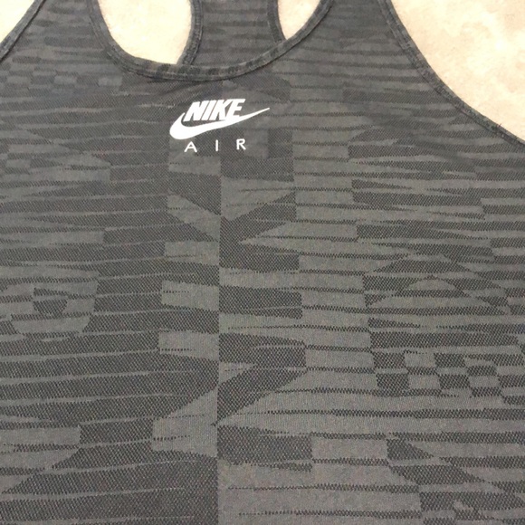 Nike Air racerback tank top size small - Picture 3 of 5